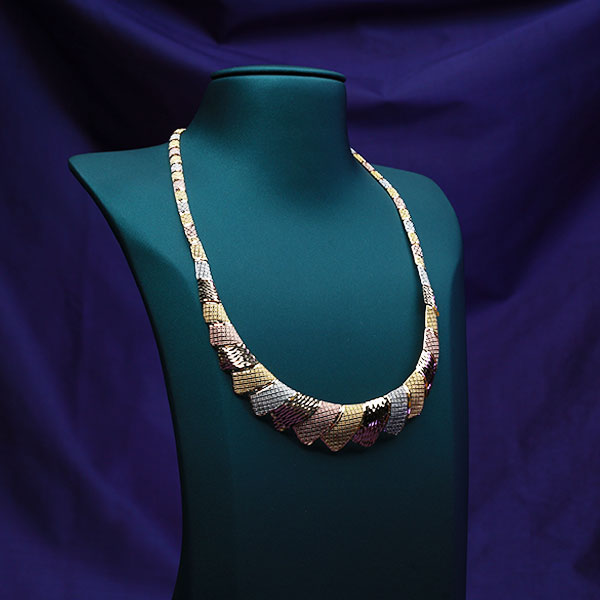 Classic Jewels & Diamonds