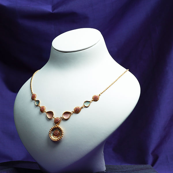Classic Jewels & Diamonds